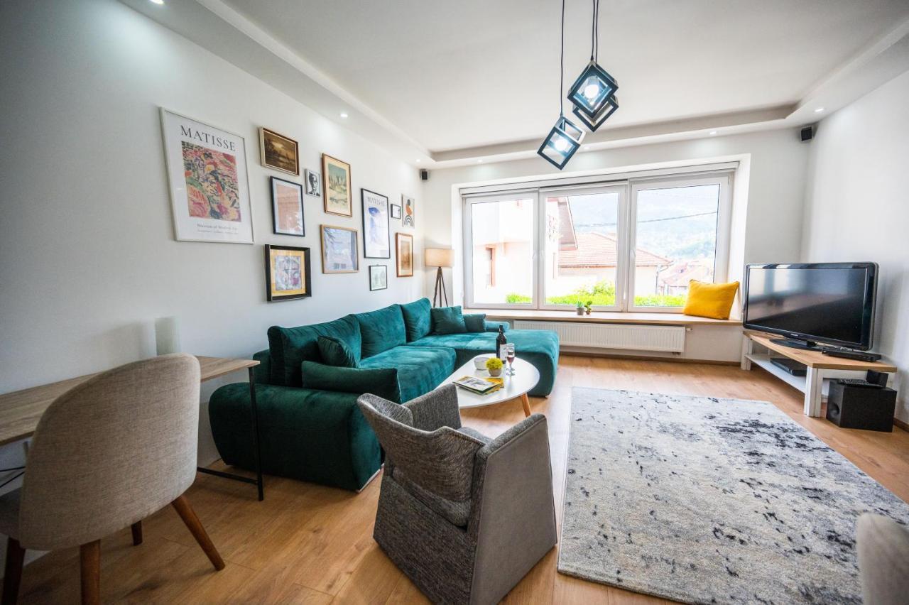 Spacious And Bright 2Bdr Apartment In The Old Town 塞拉耶佛 外观 照片
